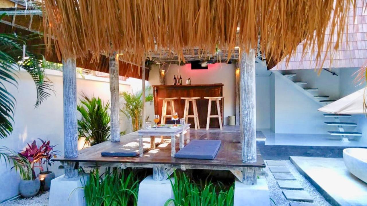 Holiday home Promo! Private Vacation Villa, 2 Pools,4 Bedrooms,4 Bathrooms, Bali *